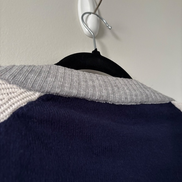 Cyrus Colorblock Patchwork Sweater – Cream, Grey, Blue – Large - Picture 3 of 11